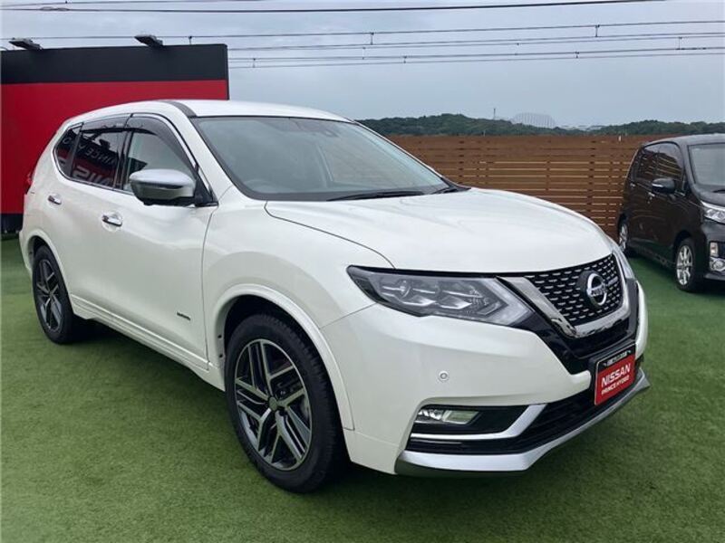 X-TRAIL
