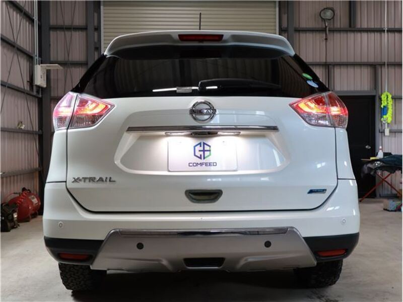 X-TRAIL