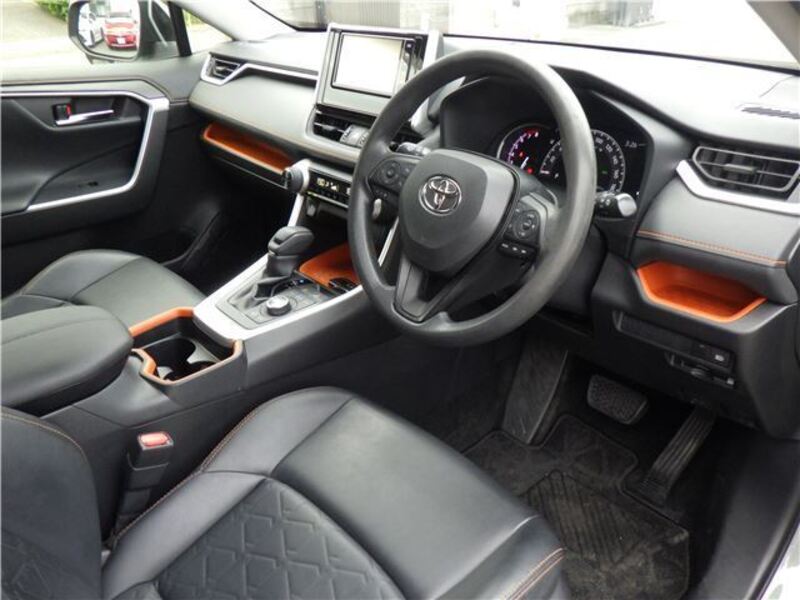RAV4