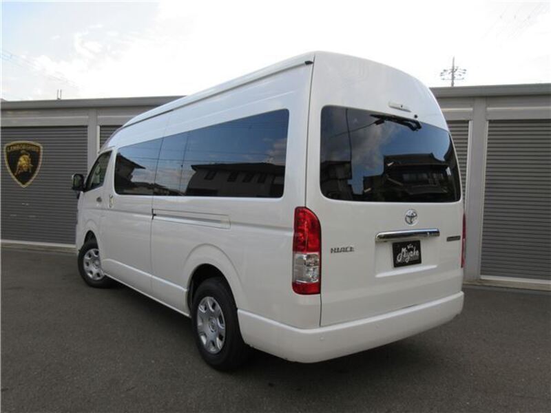 HIACE