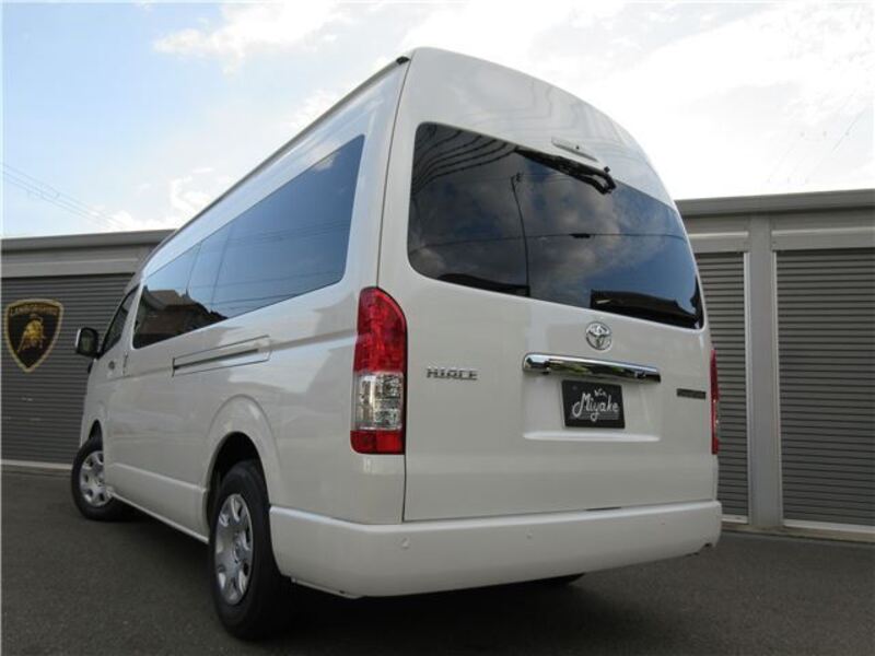 HIACE