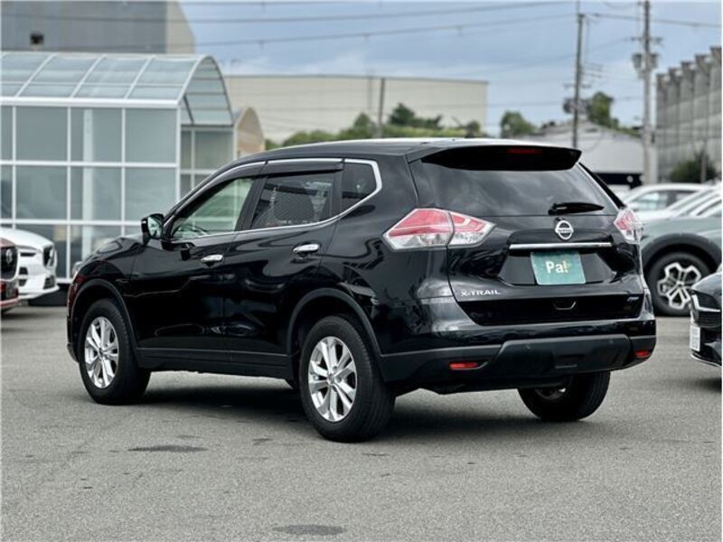 X-TRAIL