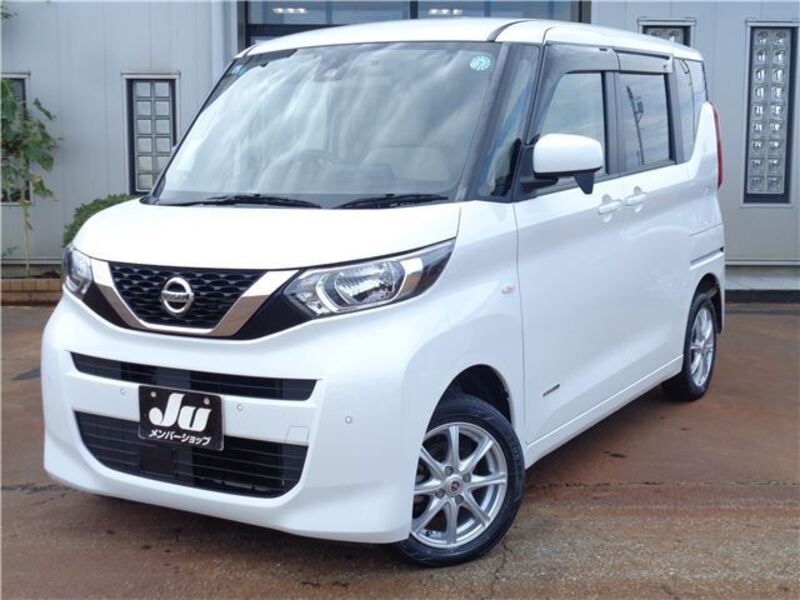 NISSAN ROOX