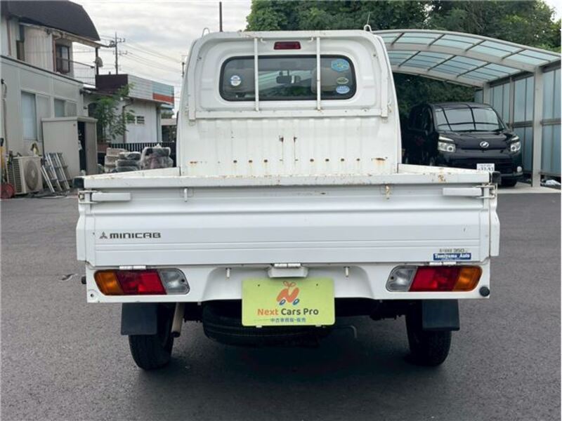 MINICAB TRUCK