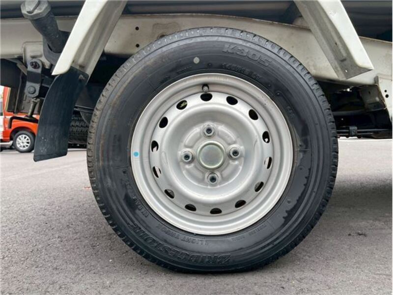 MINICAB TRUCK