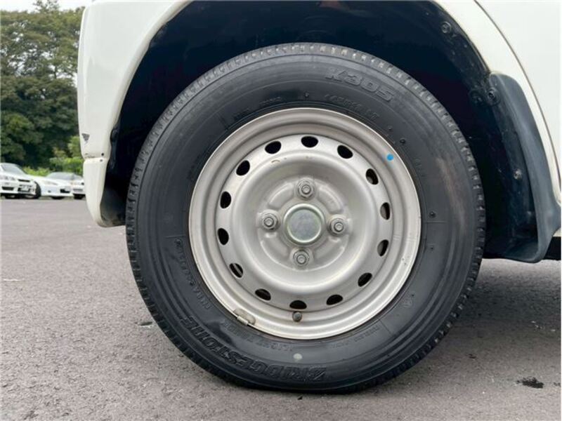 MINICAB TRUCK