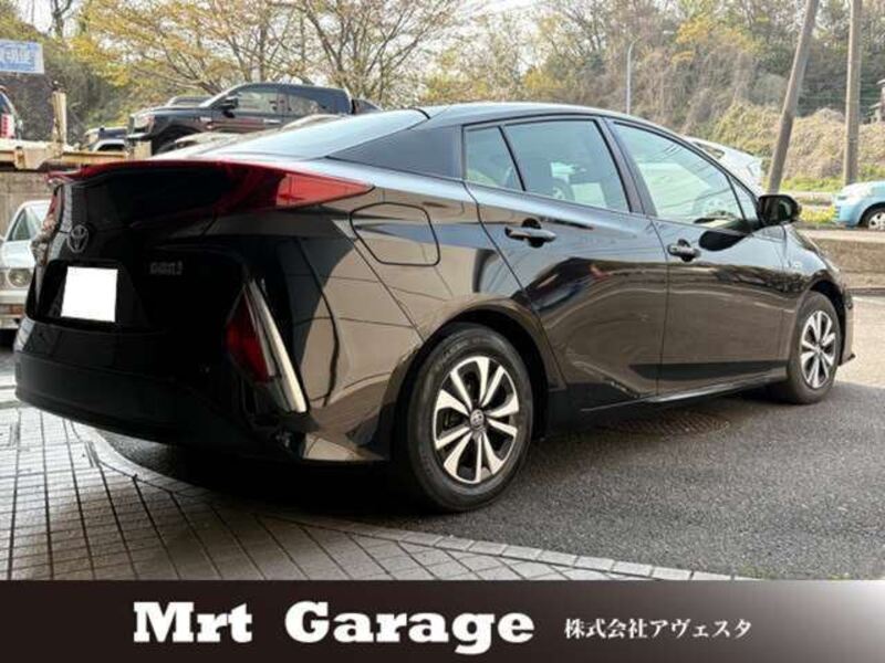 PRIUS PHV