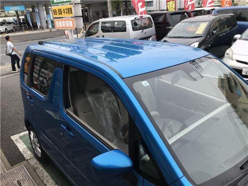 WAGON R