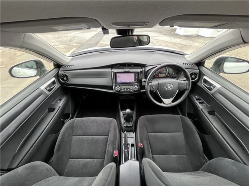 COROLLA AXIO