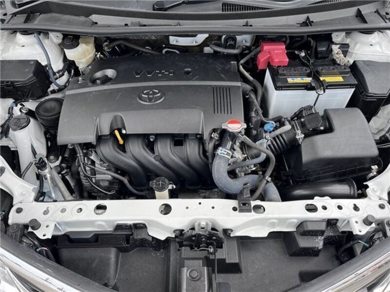COROLLA AXIO