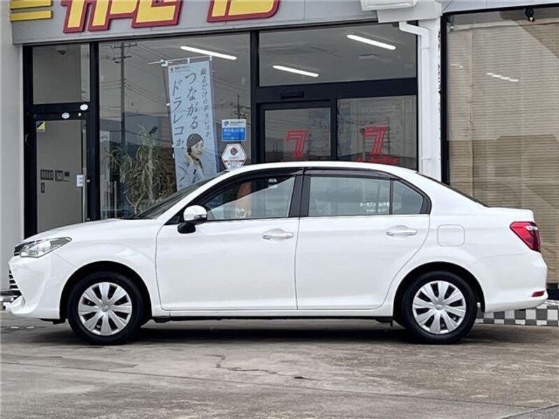 COROLLA AXIO