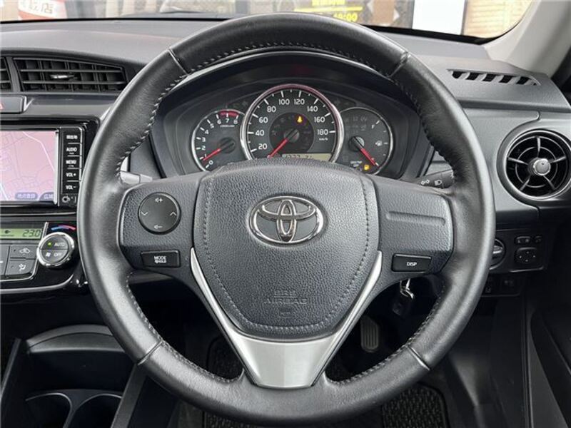 COROLLA AXIO