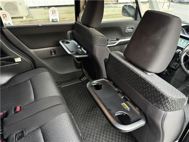 DELICA D2