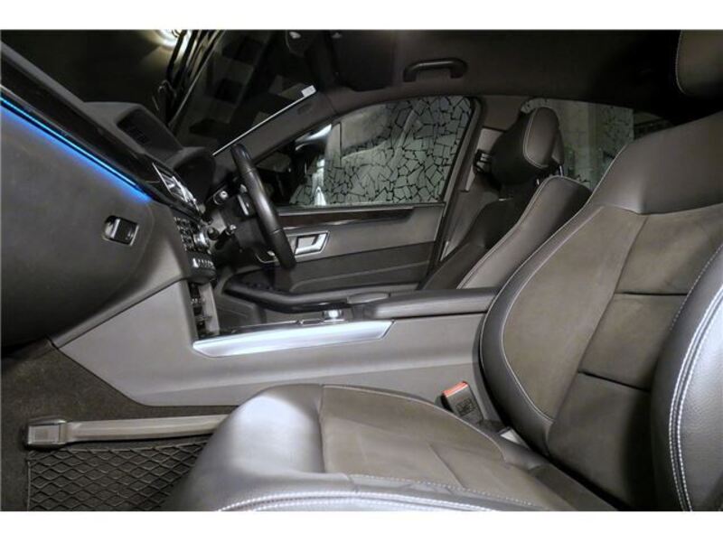E-CLASS