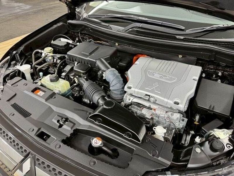 OUTLANDER PHEV