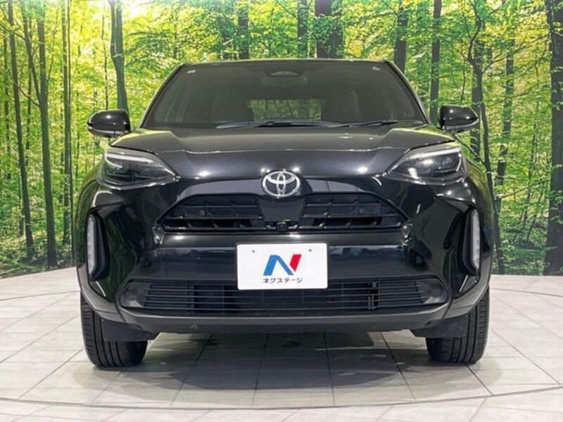 YARIS CROSS