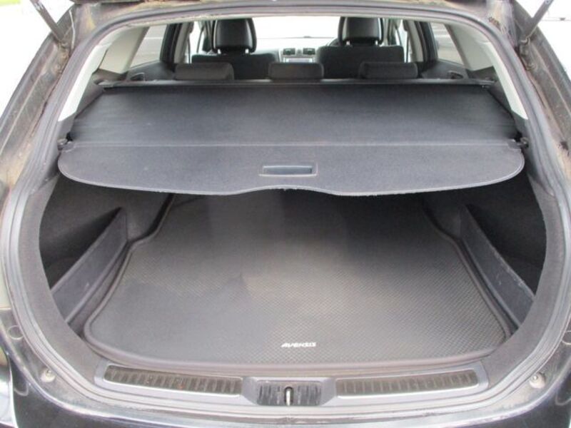 AVENSIS WAGON