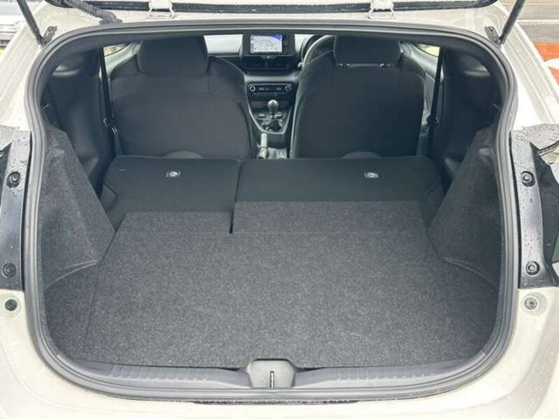 GR YARIS