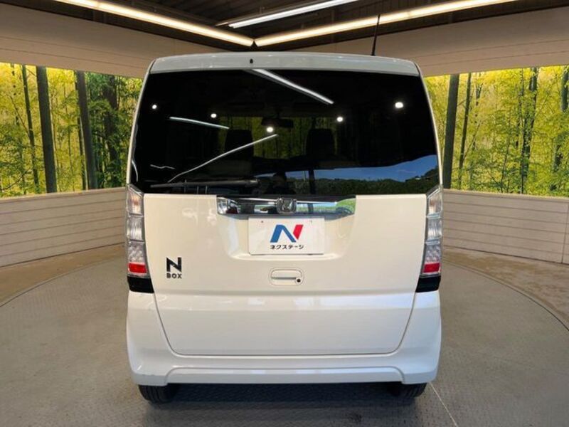 N BOX