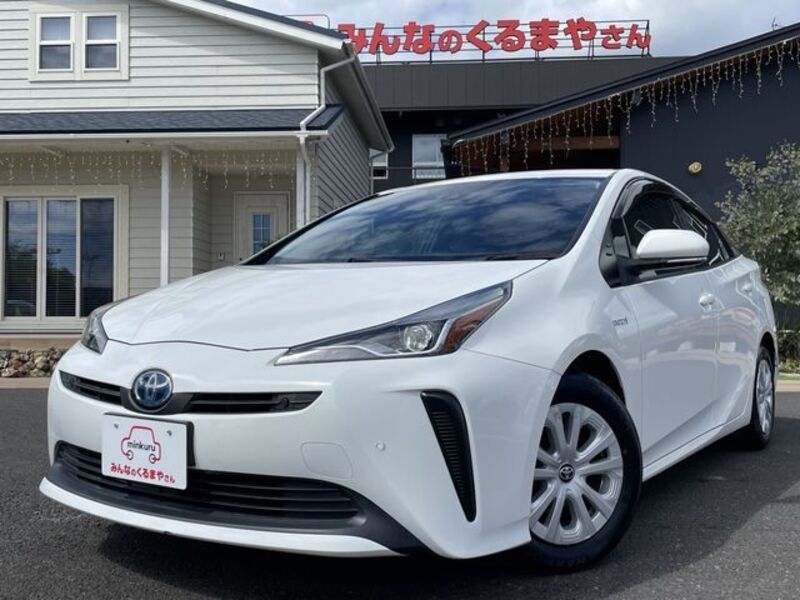 TOYOTA PRIUS