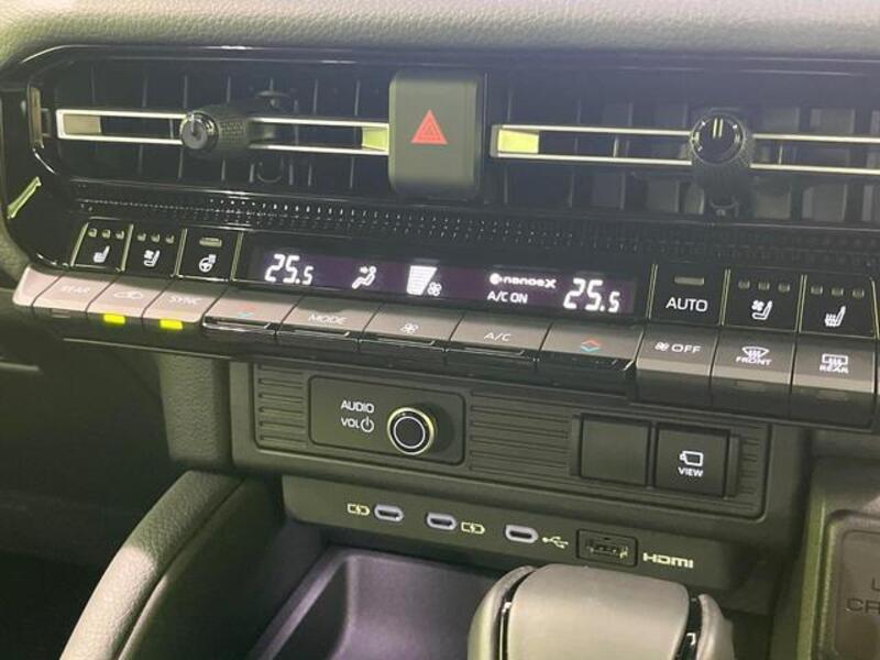 LAND CRUISER 250