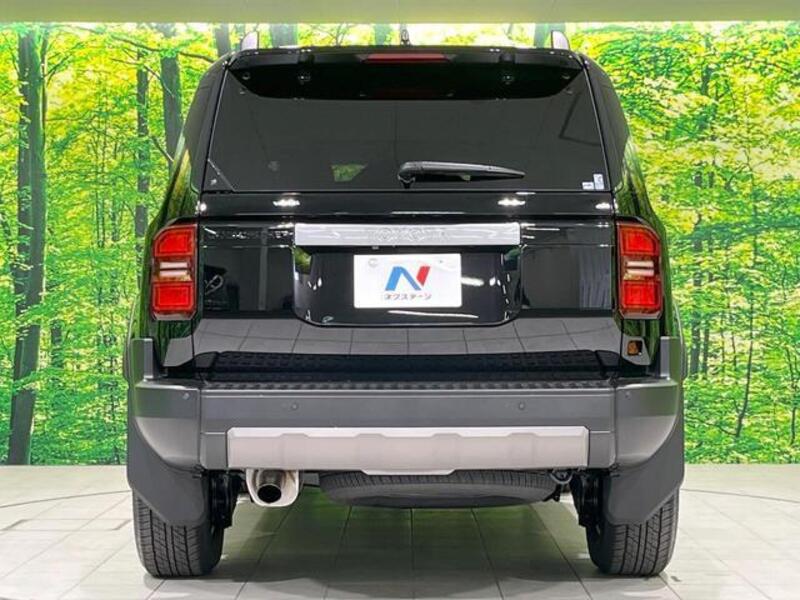 LAND CRUISER 250