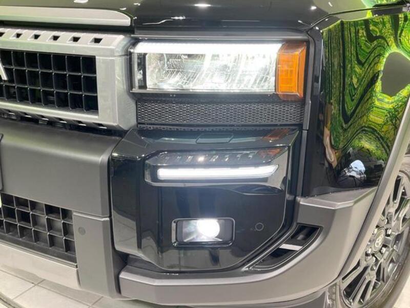 LAND CRUISER 250