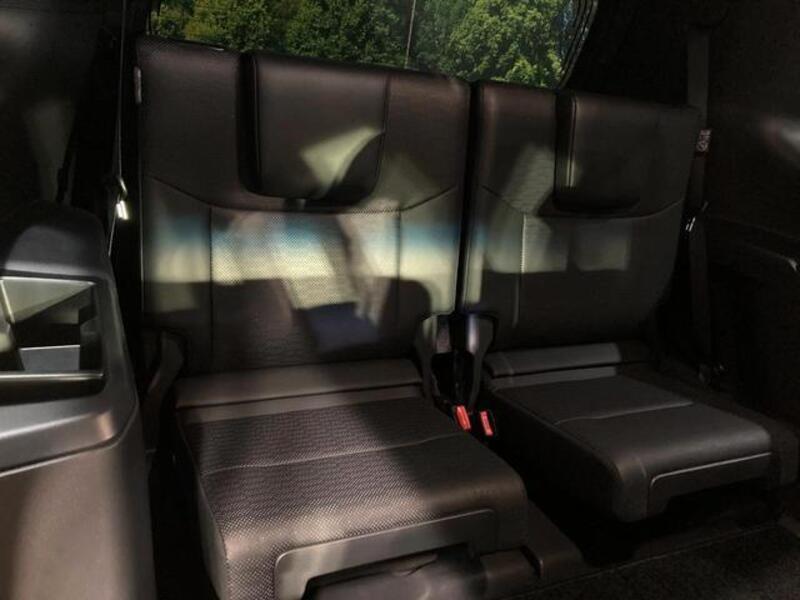 LAND CRUISER 250