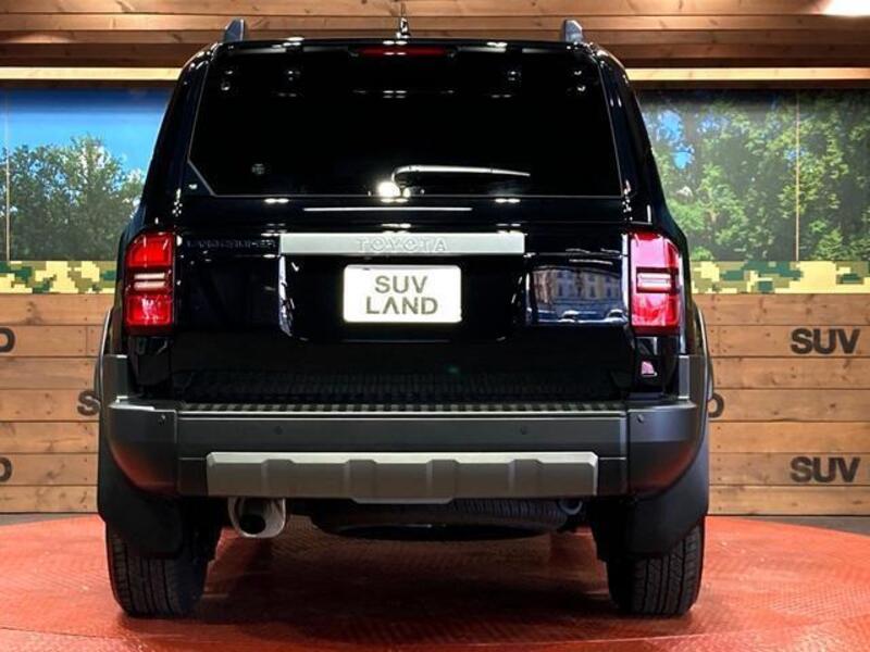 LAND CRUISER 250