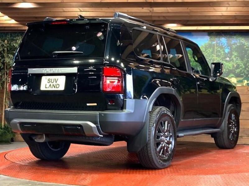 LAND CRUISER 250