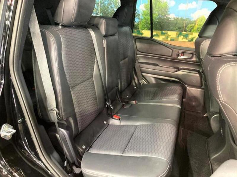 LAND CRUISER 250