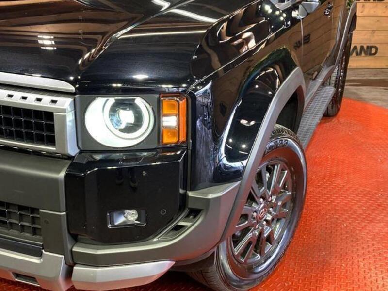 LAND CRUISER 250