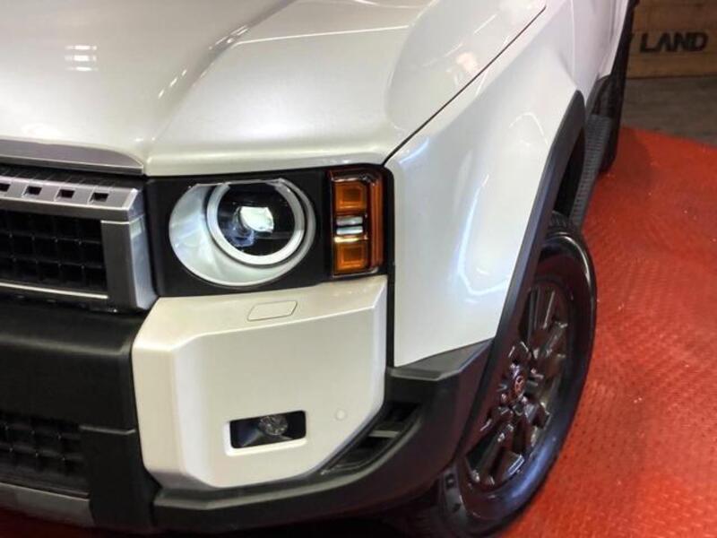 LAND CRUISER 250