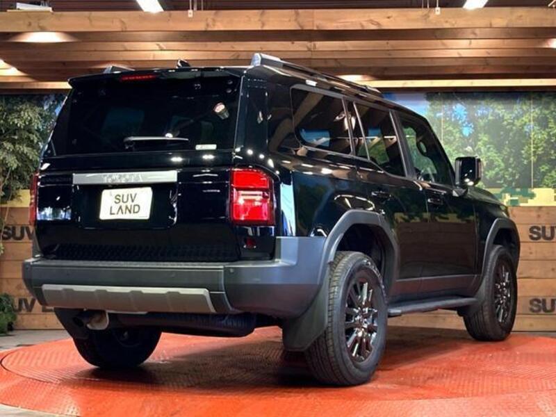 LAND CRUISER 250