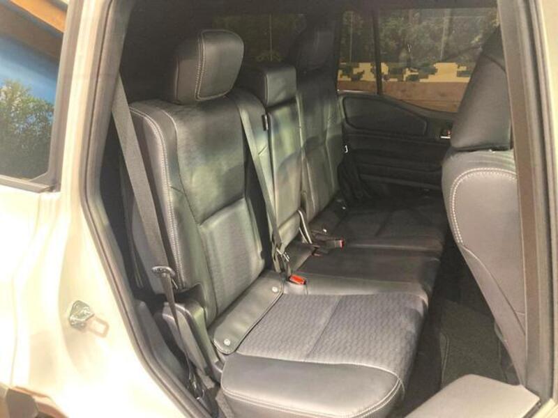 LAND CRUISER 250