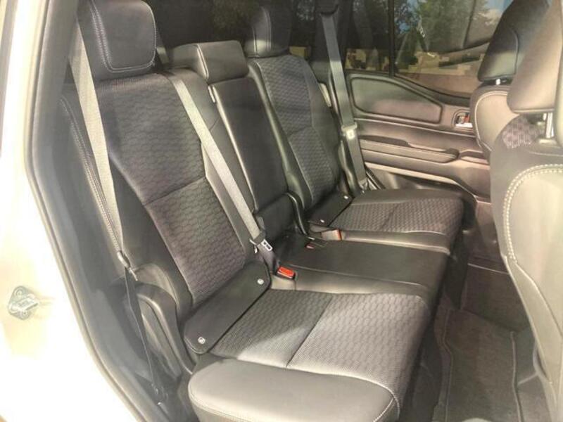 LAND CRUISER 250