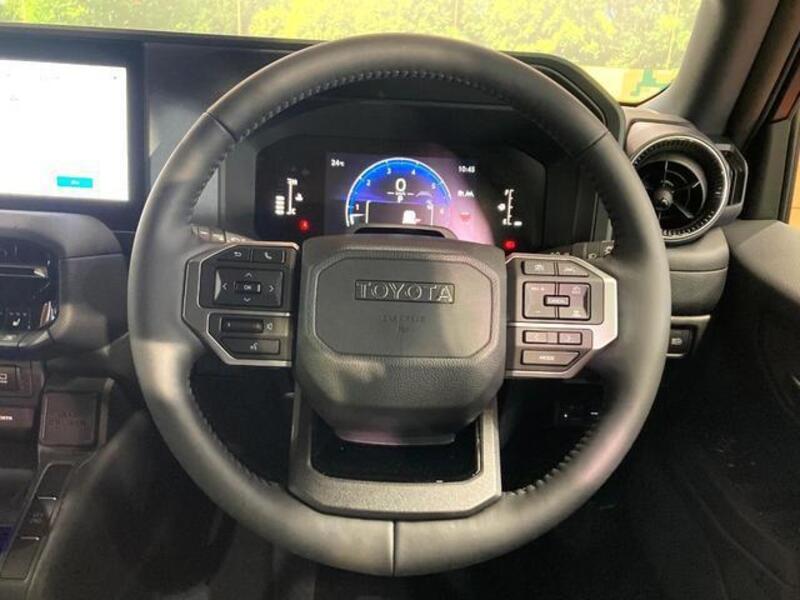 LAND CRUISER 250