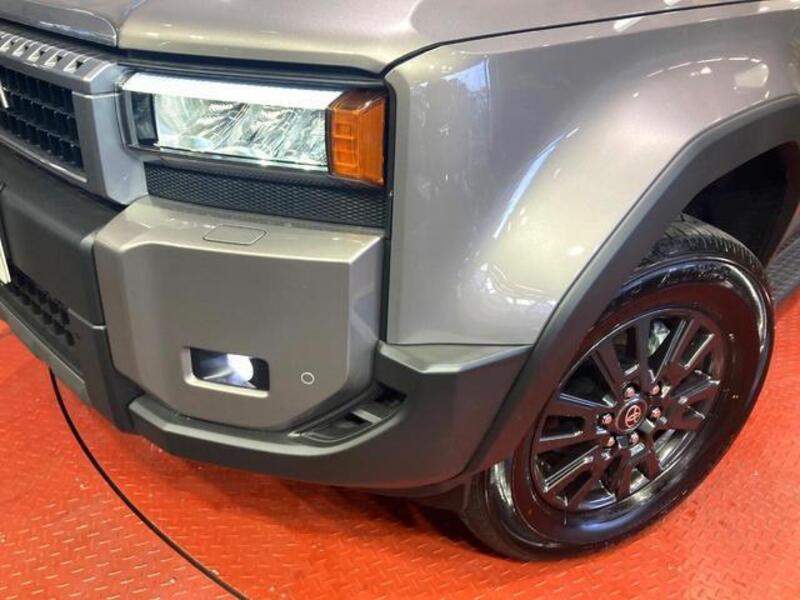 LAND CRUISER 250