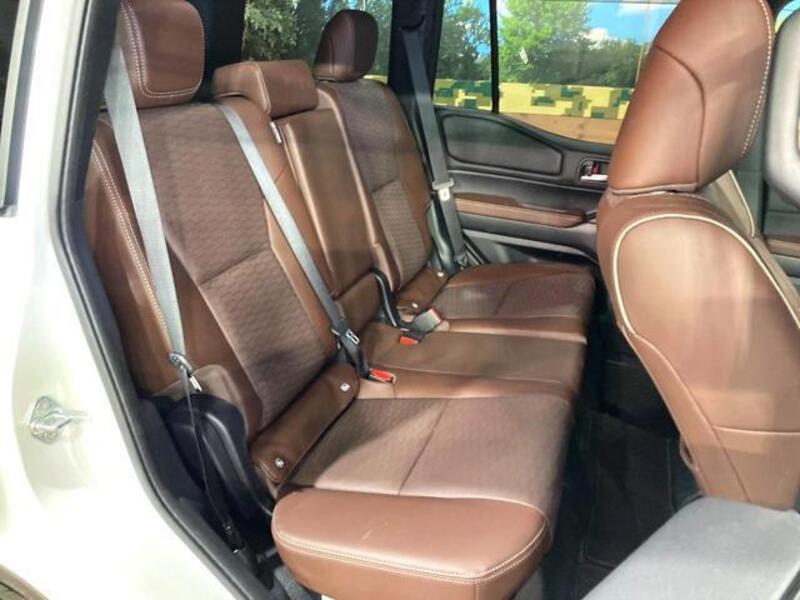 LAND CRUISER 250