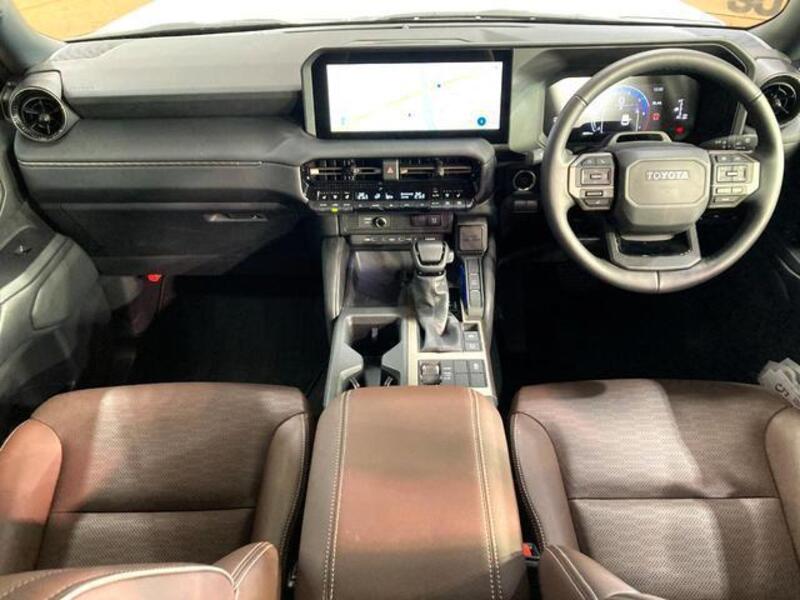 LAND CRUISER 250