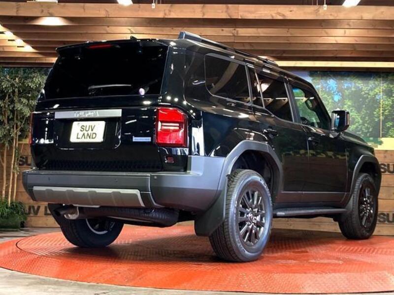 LAND CRUISER 250