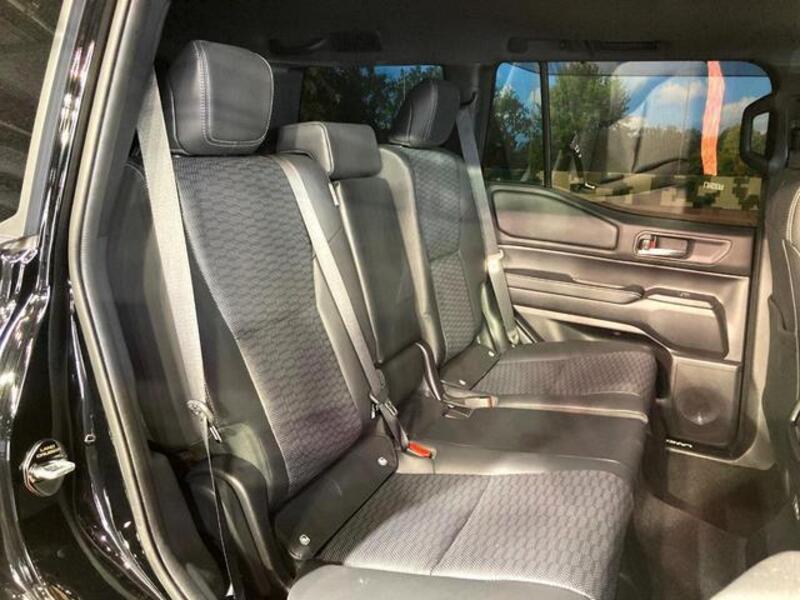 LAND CRUISER 250