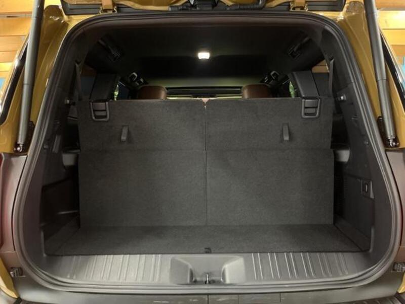 LAND CRUISER 250