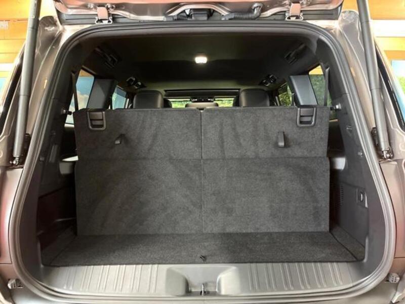LAND CRUISER 250
