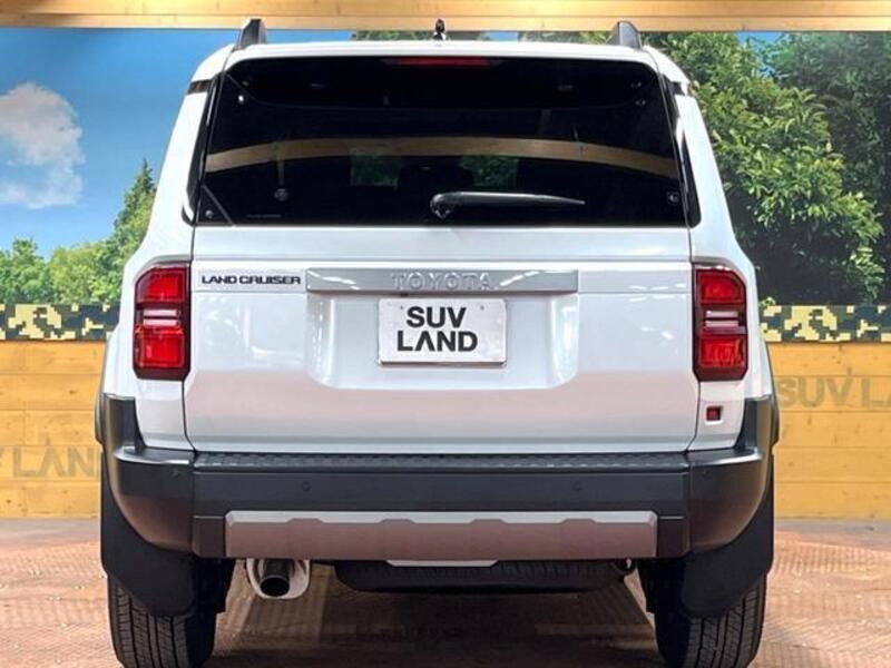 LAND CRUISER 250