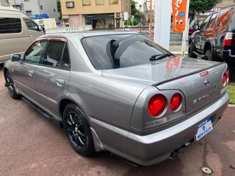 SKYLINE