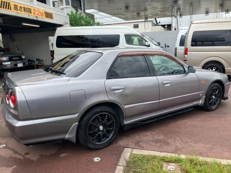SKYLINE