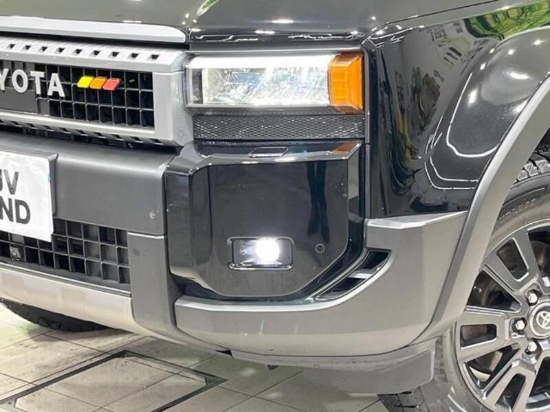 LAND CRUISER 250