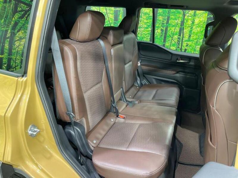 LAND CRUISER 250