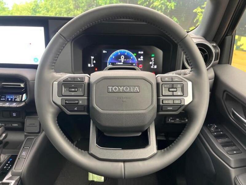 LAND CRUISER 250